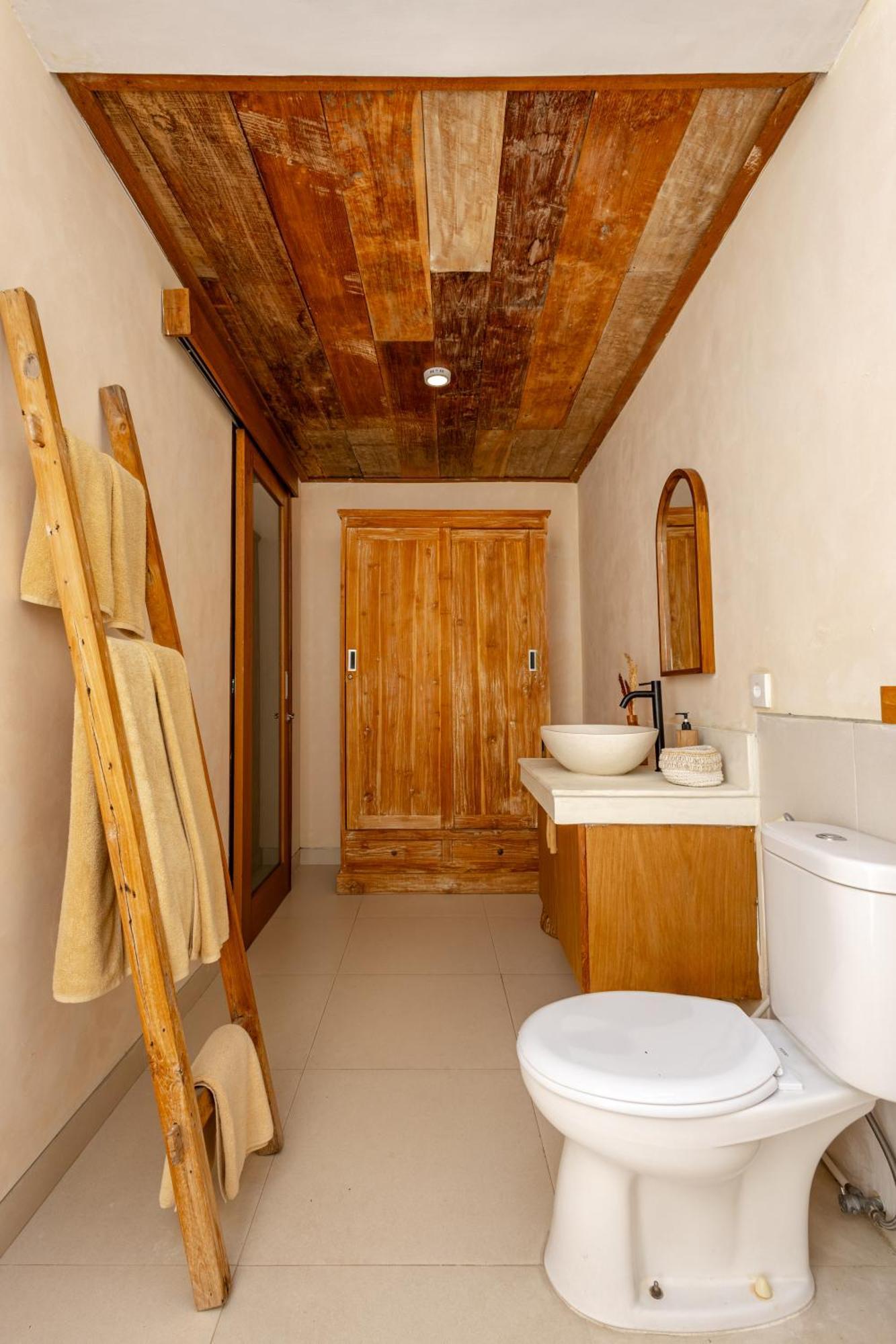 The Pink Joglo, A Cheerful 3Bdr Villa W/Pool And Rice-Field View. Dalung  Extérieur photo
