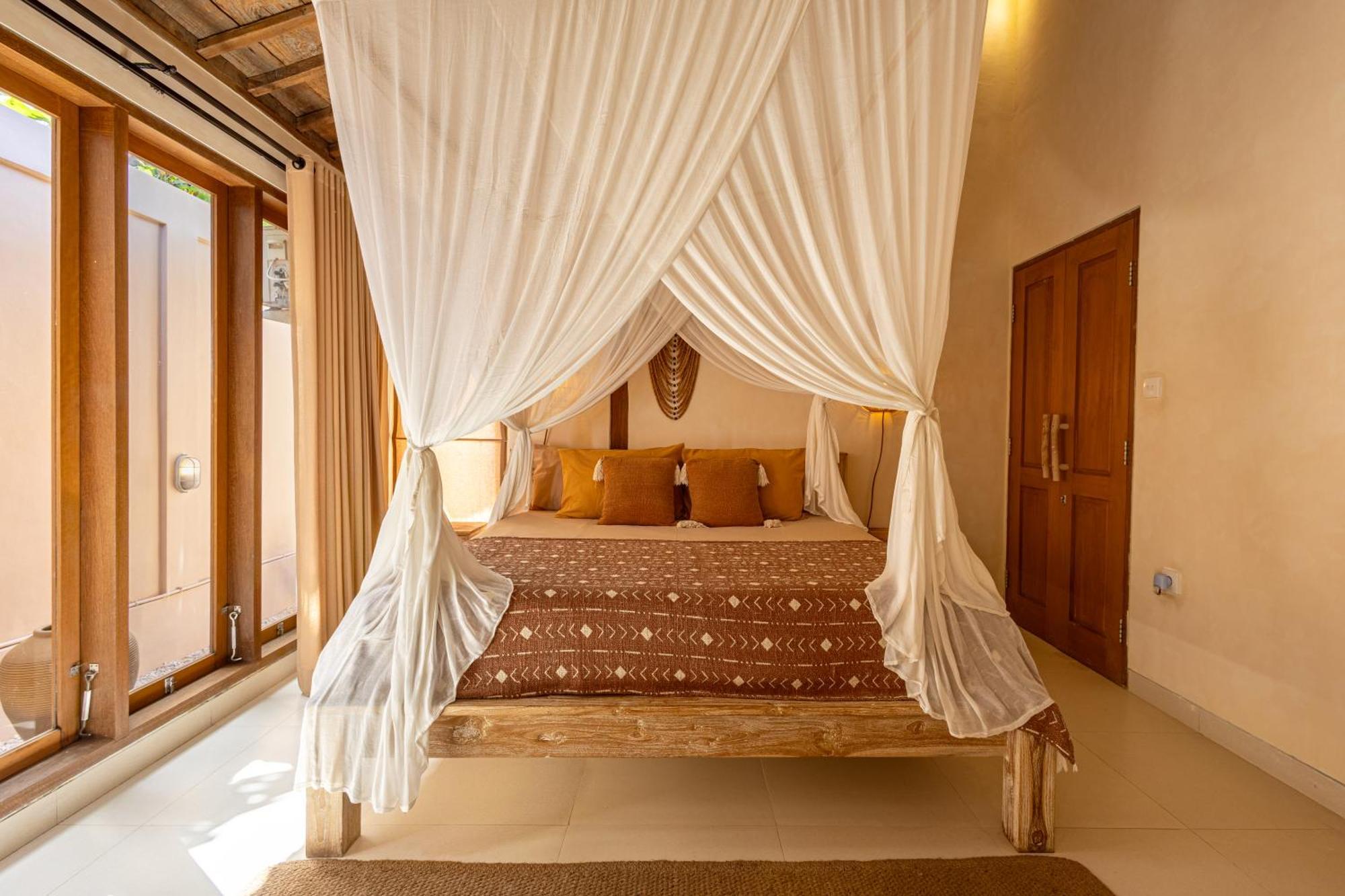 The Pink Joglo, A Cheerful 3Bdr Villa W/Pool And Rice-Field View. Dalung  Extérieur photo