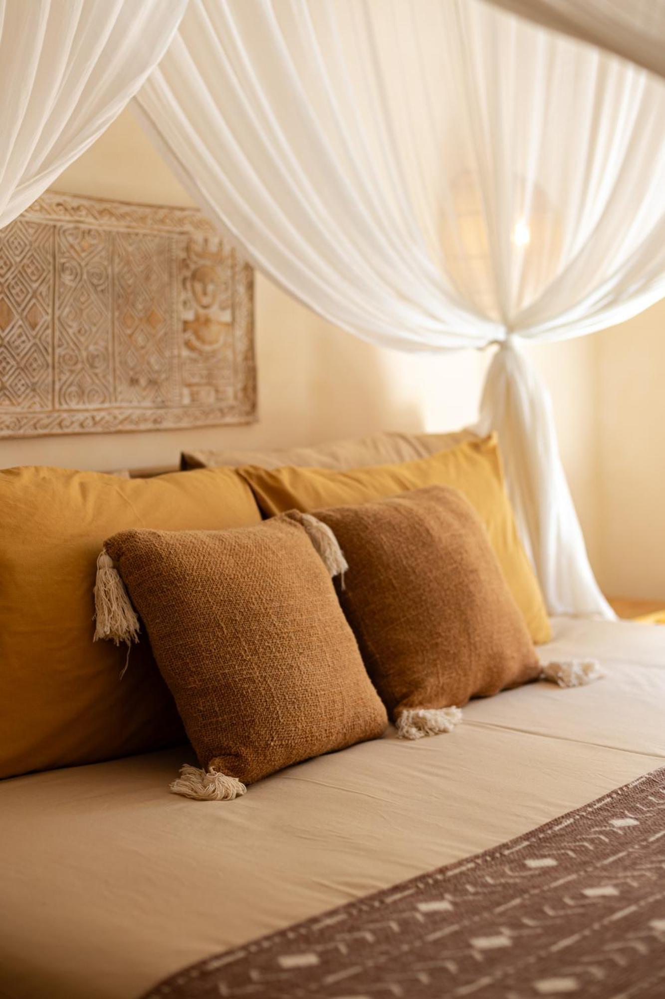 The Pink Joglo, A Cheerful 3Bdr Villa W/Pool And Rice-Field View. Dalung  Extérieur photo